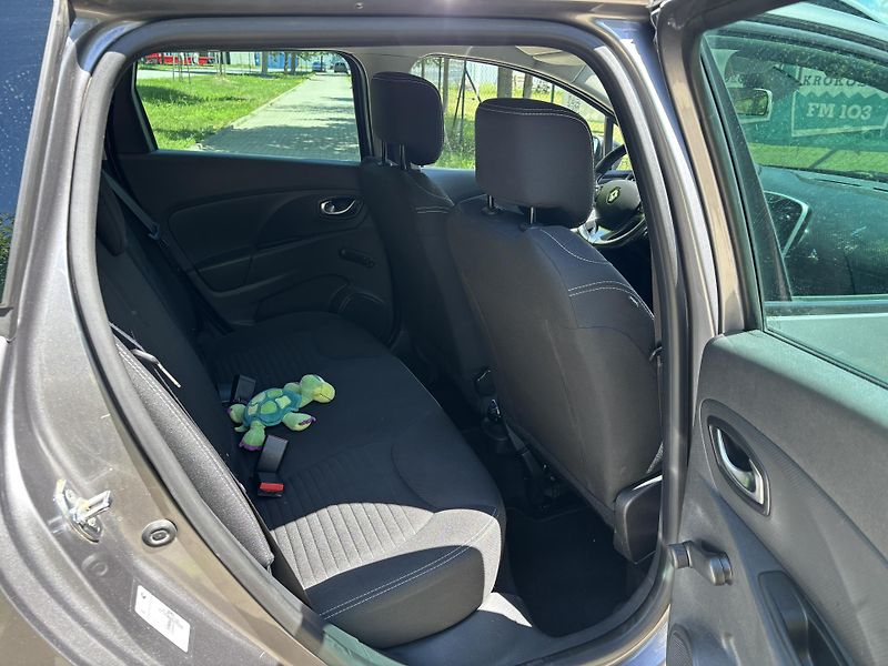 Renault Clio 1.2 54kw Limited - fotka 20 z 25