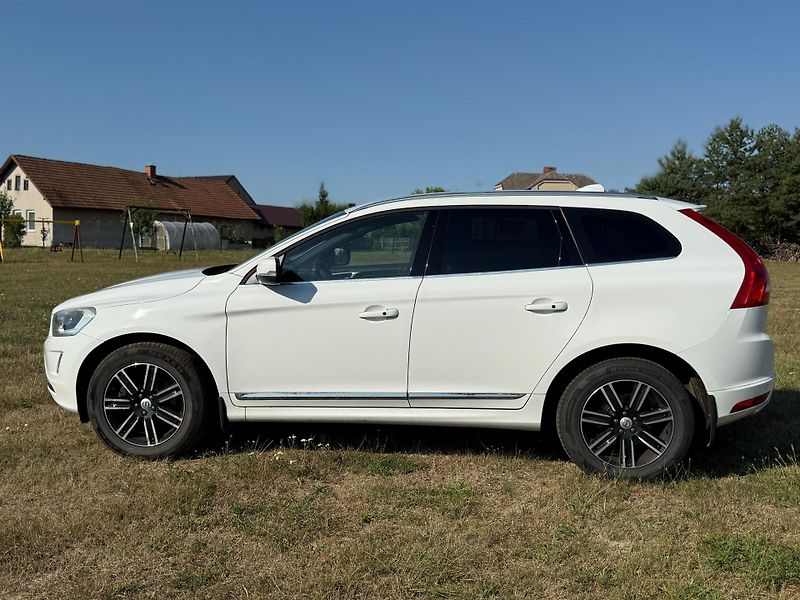 Volvo XC60 (2014) - fotka 8 z 12