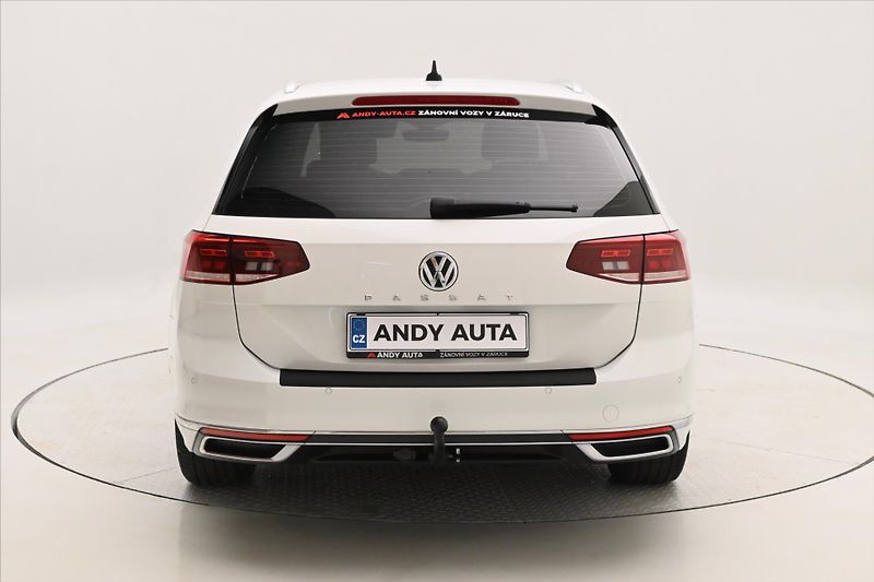 Volkswagen Passat 2,0 TDI 110 kW DSG Elegance Zá - fotka 6 z 33