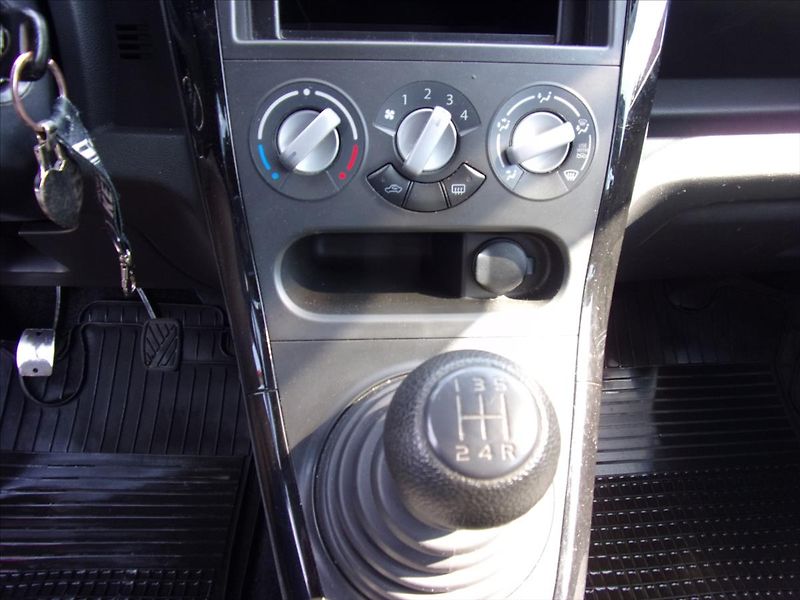 Opel Agila 1,0 i - fotka 16 z 18