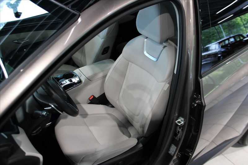 Hyundai Tucson T-GDi 7DCT 4WD Premium DPH/ACC - fotka 9 z 36