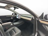 Tesla Model Y Long Range AWD - náhled 27