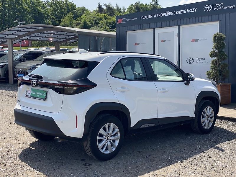 Toyota Yaris Cross 1.5i, ČR, ComTech, záruka - fotka 7 z 17