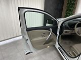 Renault Fluence 1.6 i ČR 1.MAJ.SER.NAVI.DIGIAC - náhled 17