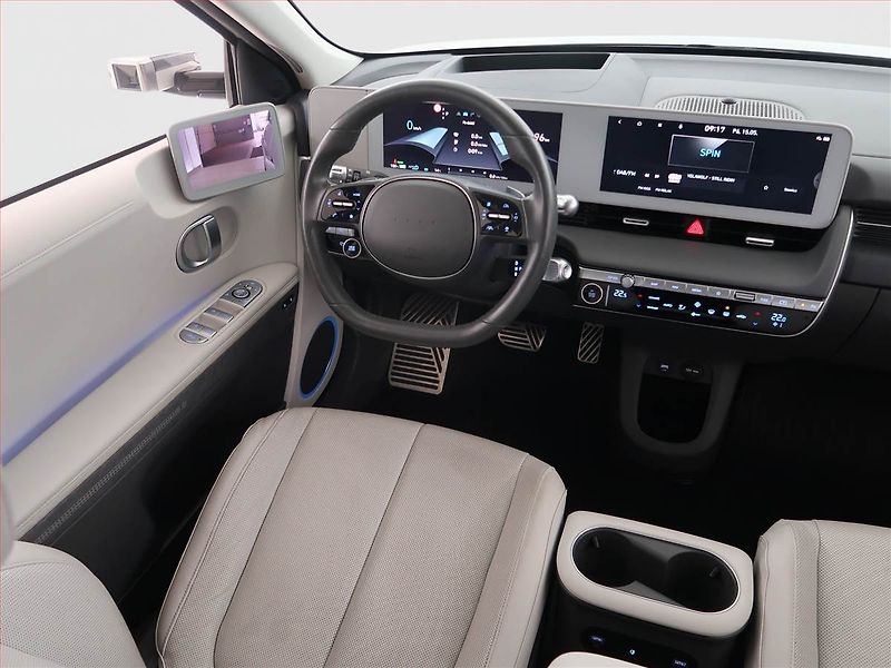 Hyundai Ioniq 5 (2023) Power 4x4, SoH 98% - fotka 7 z 28