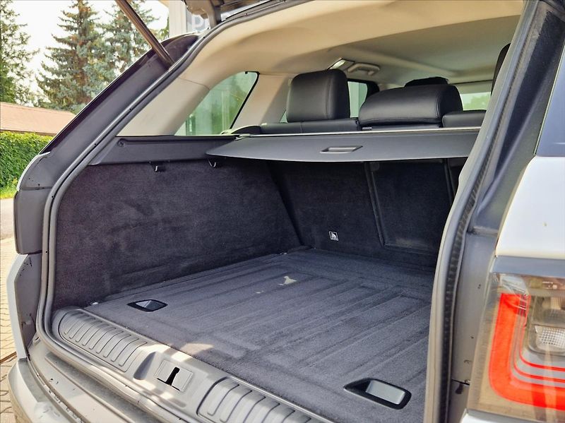 Land Rover Range Rover 3,0 TDV6 HSE PO VELK. SERVISU - fotka 14 z 48