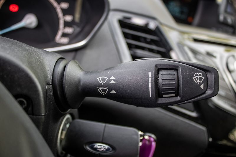 Ford Fiesta Odpočet DPH, - fotka 35 z 43