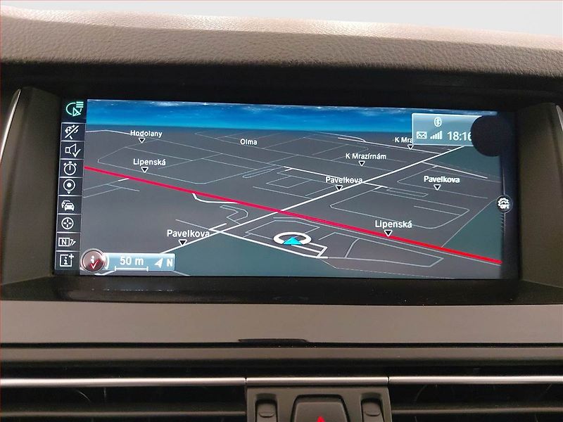 BMW Řada 5 (2015) 525d xDrive, 4X4, Automat - fotka 13 z 25