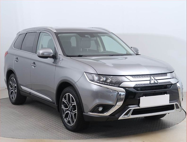 Mitsubishi Outlander (2020) 2.0 - fotografie inzerátu