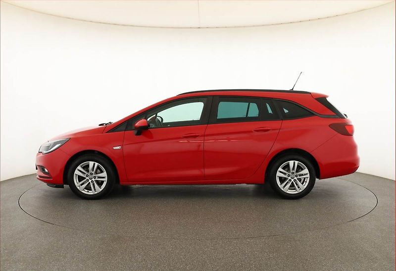 Opel Astra (2018) 1.6 CDTI, Serv.kniha, Tempomat - fotka 3 z 18