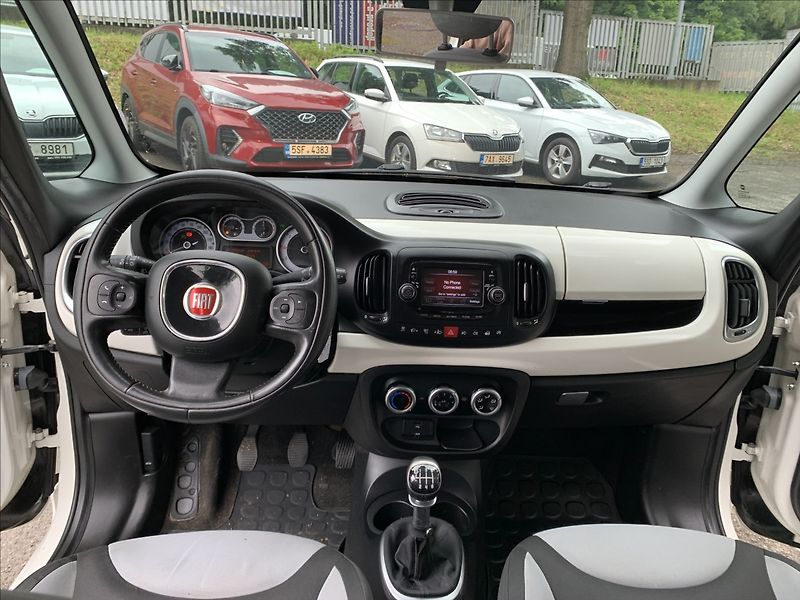 Fiat 500L 1,6 JTD,ČR - fotka 9 z 17