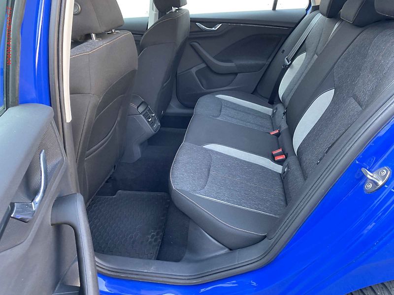 Škoda Kamiq (2020) 1.0 G-TEC, ČR, Style, LED - fotka 10 z 16
