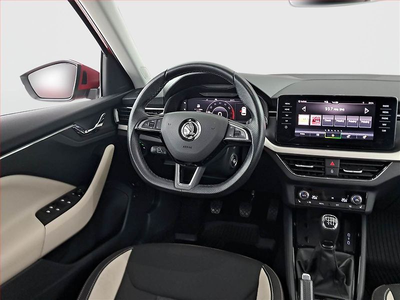 Škoda Kamiq (2020) Style Plus 1.0 TSI - fotka 7 z 21