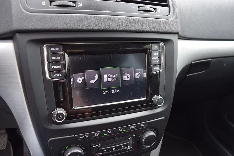 Škoda Yeti (2016) 1.4TSI 92kw AMBI ALU TEMPOMAT - fotka 26 z 44