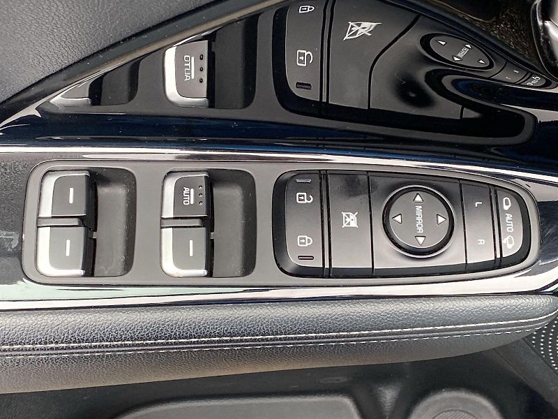 Kia Niro (2017) 1.6 GDI HEV DCT - fotka 22 z 38