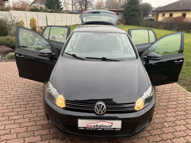Volkswagen Golf 1.2TSI 77KW,ALU,DIGIKLIMA,ESP - fotka 23 z 41