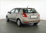Kia Ceed (2012) 1.4 CVVT, po STK, oblíbený vůz - náhled 3