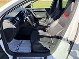 Škoda Octavia RS 2.0 TSI CHALLENGE DSG XENON - náhled 10