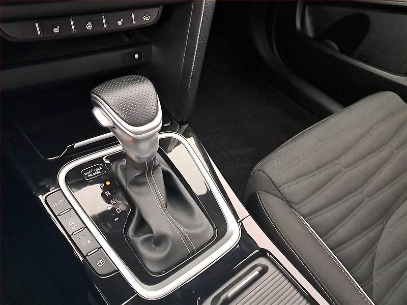 Kia Pro_Ceed (2025) GT Line Plus 1.5 T-GDI - fotka 13 z 20