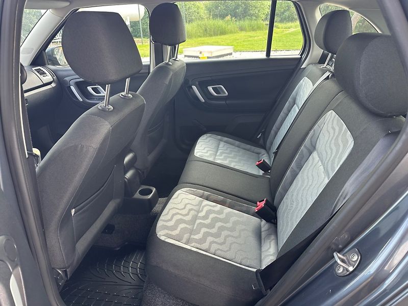 Škoda Fabia (2009) 1.9TDi PĚKNÁ, GARANCE KM - fotka 9 z 10
