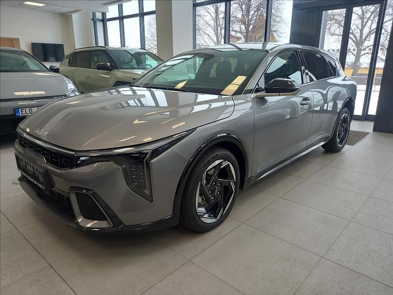Kia K4 1,6 T-GDi 7DCT GT-LINE - fotka 2 z 7