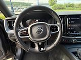 Volvo XC60 2,0 - náhled 32