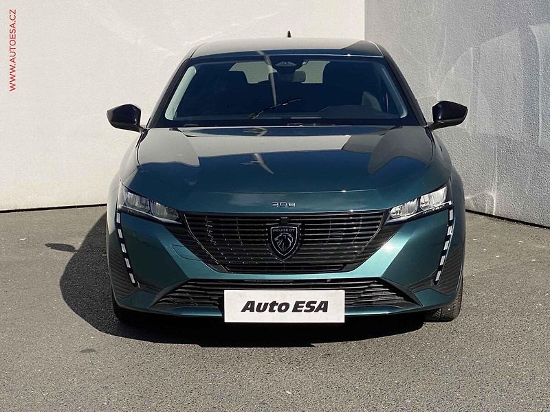 Peugeot 308 (2022) 1.2 i, 1.maj,ČR, Active - fotka 2 z 17