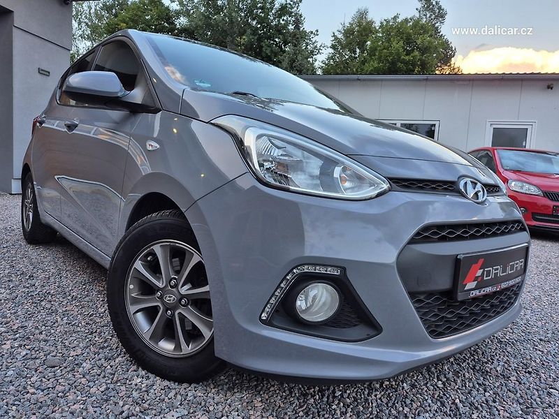 Hyundai i10 (2013) 1.2i 64 KW Klima FIFA Edice - fotka 6 z 53