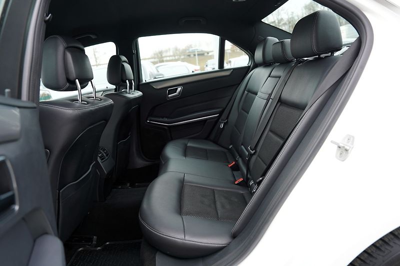 Mercedes-Benz Třídy E E 220d Avantgarde/kůže/AT/ČR - fotka 31 z 36