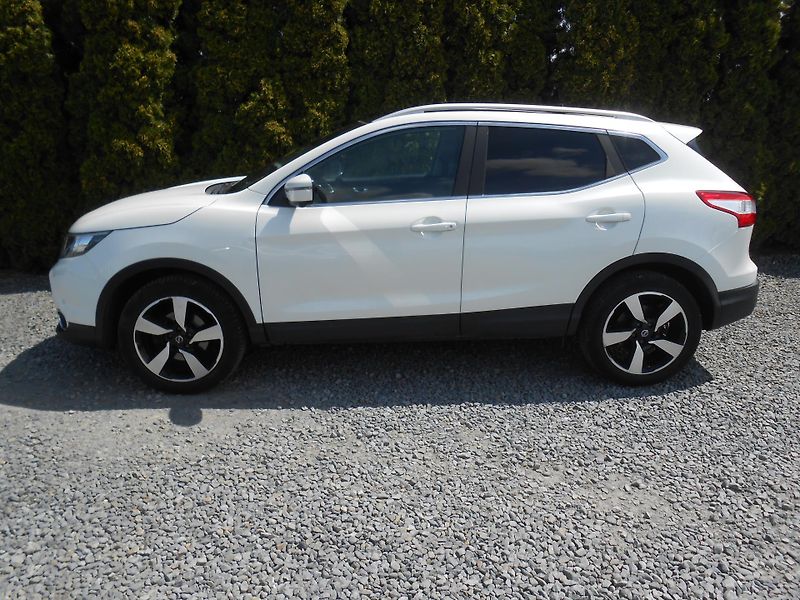 Nissan Qashqai 1.5DCi,LED,KAMERA,PANORAMA - fotka 41 z 49