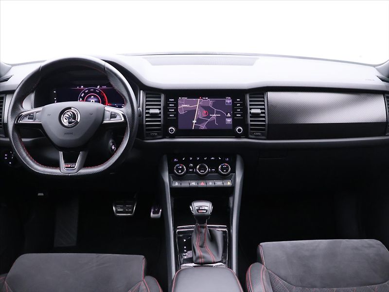 Škoda Kodiaq RS 2,0 TDI 176kW 4x4 CZ DPH - fotka 35 z 42