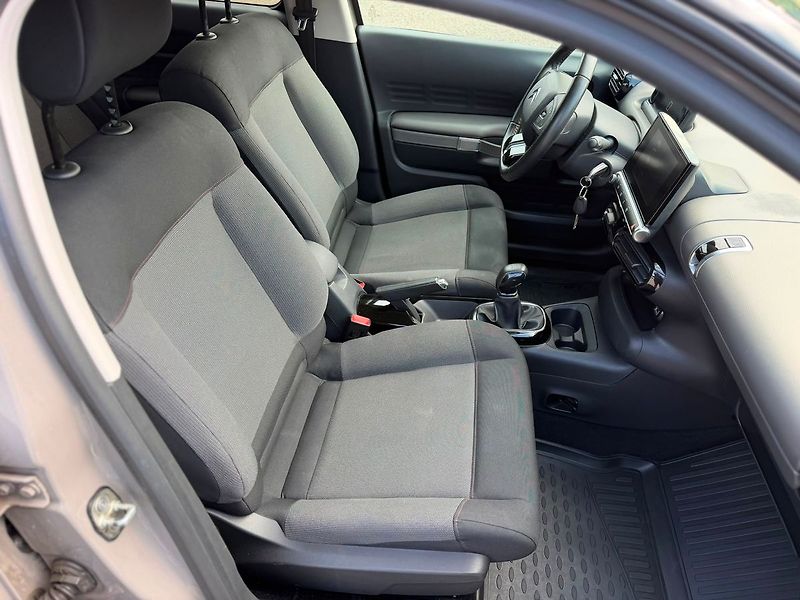 Citroën C4 CACTUS FEEL 1.2PT 110 MAN5 - fotka 9 z 31