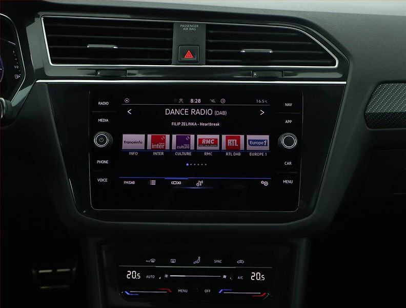 Volkswagen Tiguan (2023) R-Line 2.0 TDI - fotka 12 z 17