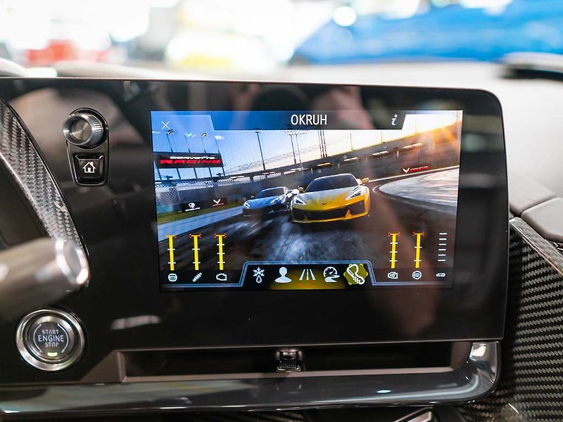 Chevrolet Corvette (2024) 5.5 C8 Z06 3LZ Coupe - fotka 30 z 37