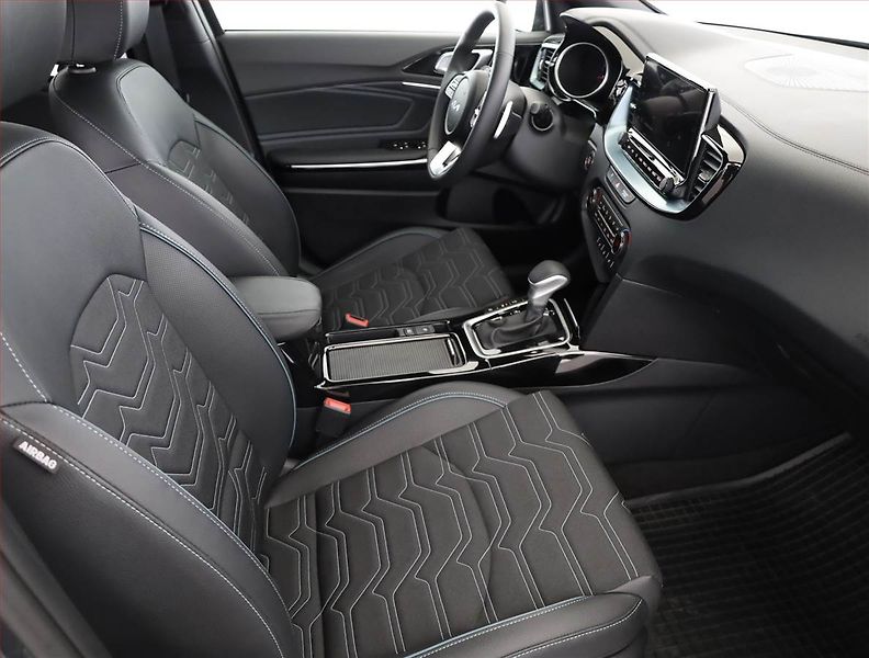 Kia XCeed (2026) Steel Edition 1.6 T-GDI - fotka 7 z 19