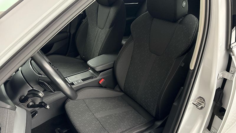 Škoda Octavia 1.4 TSI iV DSG Style - fotka 15 z 26
