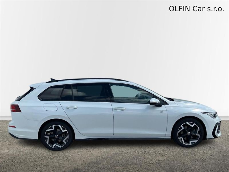 Volkswagen Golf Variant 1,5 e-TSi 110kW 7DSG R-Line  R - fotka 3 z 26