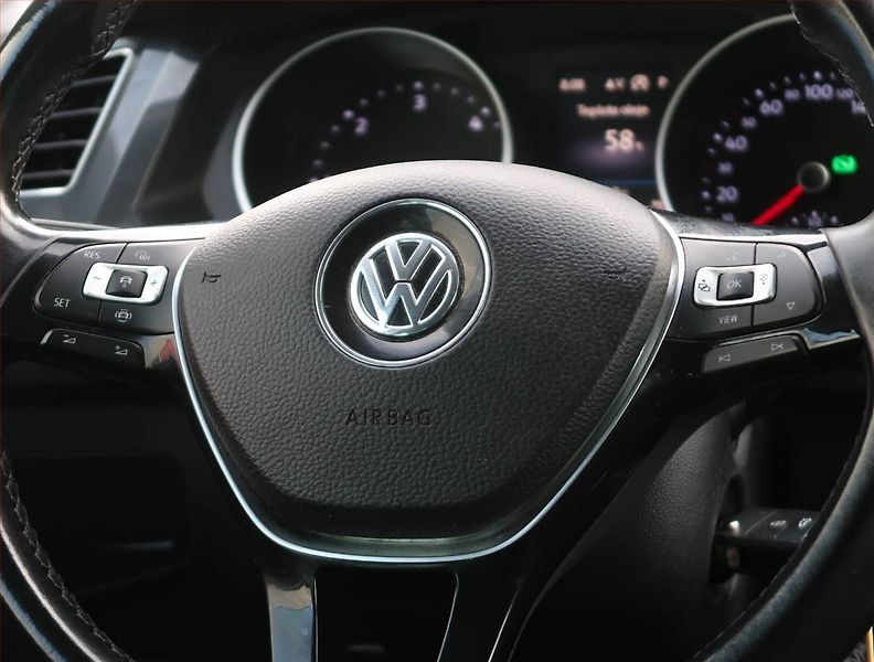 Volkswagen Tiguan (2019) Comfortline 2.0 TDI, 4X4 - fotka 22 z 22