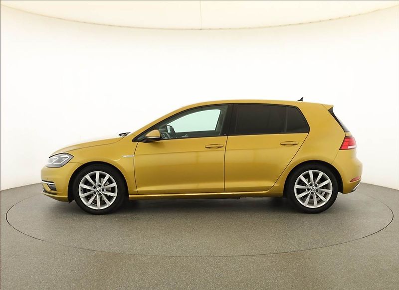 Volkswagen Golf (2019) 1.5 TSI, Serv.kniha, Tempomat - fotka 3 z 20