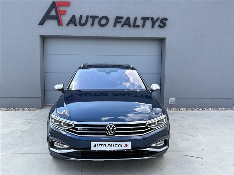 Volkswagen Passat 2,0 TSI 206 KW 4M AUT ALLTRACK - fotka 3 z 36