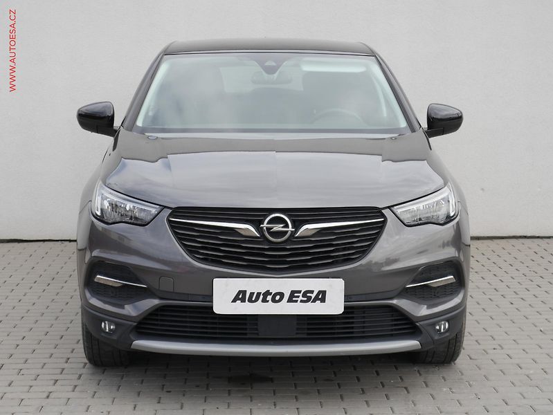 Opel Grandland X (2019) 1.2PT, 1.maj,ČR, navi, autoAC - fotka 2 z 17
