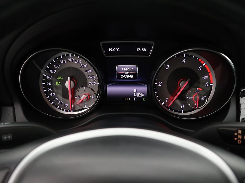 Mercedes-Benz CLA 2,1 CDI 125kW Aut. Xenon Kůže - fotka 12 z 25