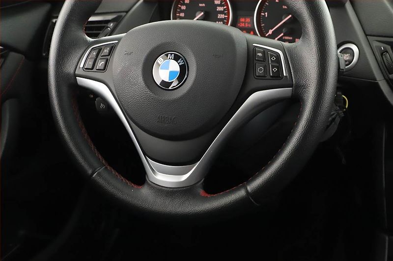 BMW X1 (2015) xDrive18d, 4X4, Automat - fotka 8 z 16