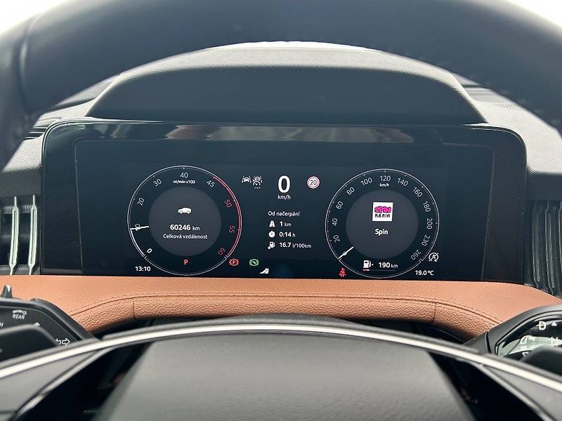 Škoda Superb L&K 7DSG 2,0TDI - fotka 14 z 28