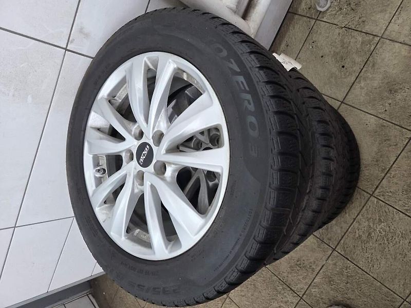 Ford Galaxy (2021) 2.0 7 Míst Kamera Business 8AT - fotka 30 z 31