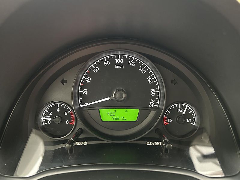 Škoda Citigo 1.0 MPI Ambition Plus - fotka 7 z 23