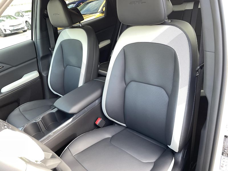 Kia EV5 (2026) 4x4 GT-Line EvoPark+Tech+PNS - fotka 11 z 28