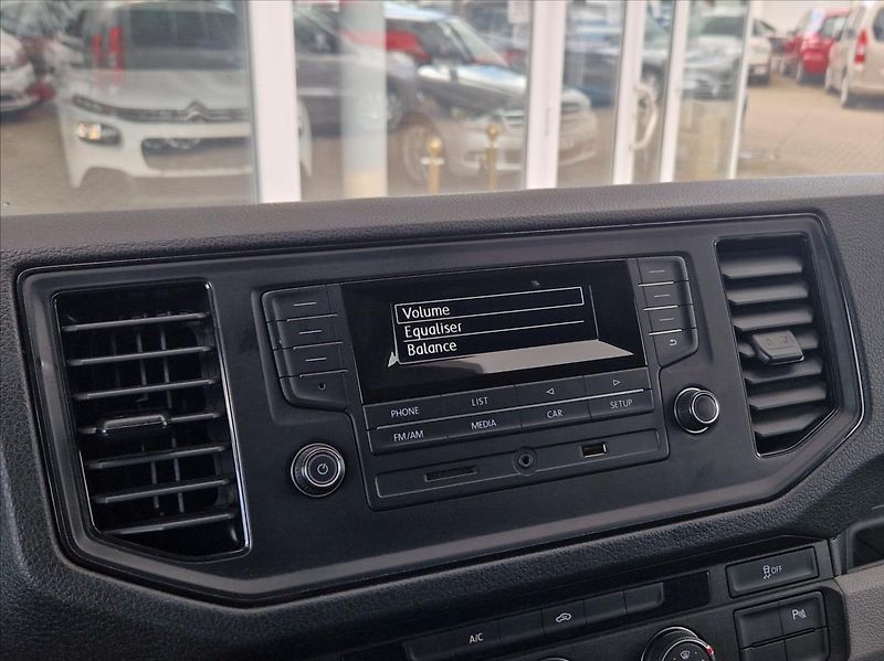 Volkswagen Crafter 2,0 35TDI CZ TAŽNÉ NOVÉ ROZVOD - fotka 25 z 30