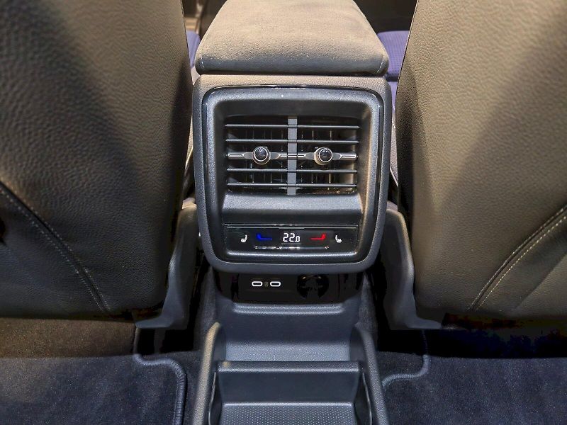 Škoda Kodiaq (2025) iV 1.5 TSI 150 kW DSG Sportlin - fotka 27 z 33