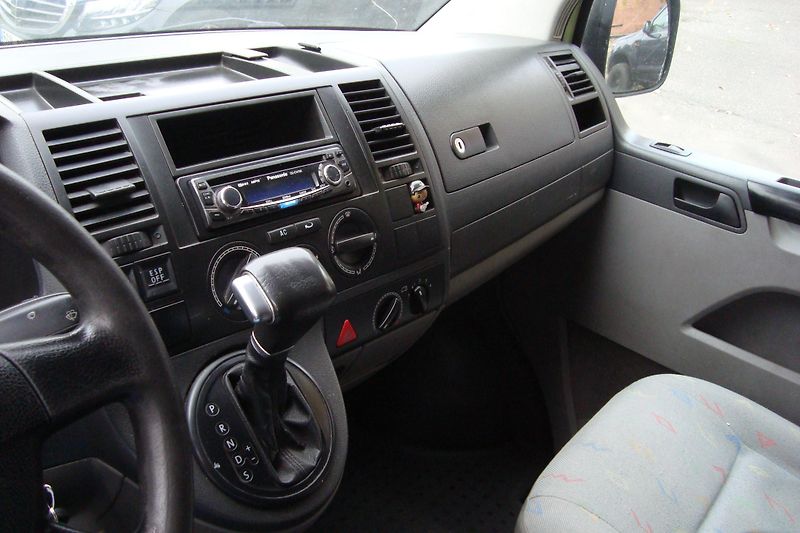 Volkswagen Transporter (2008) 2.5TDi,AUT,ČR,S.Kn.9-Míst - fotka 40 z 58